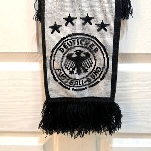 Adidas Deutscher Fußball-Bund German Football Association knit scarf